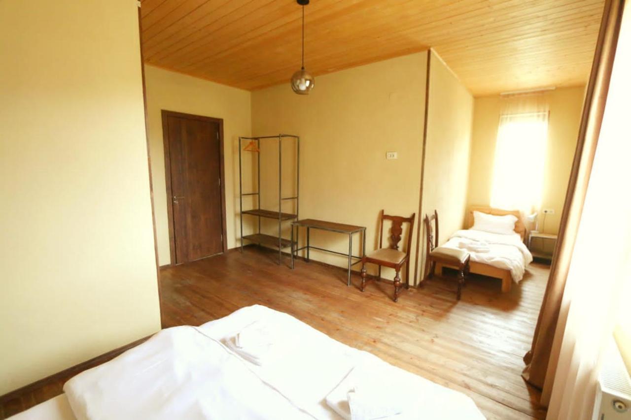Arte In Kazbegi Hotel Bagian luar foto
