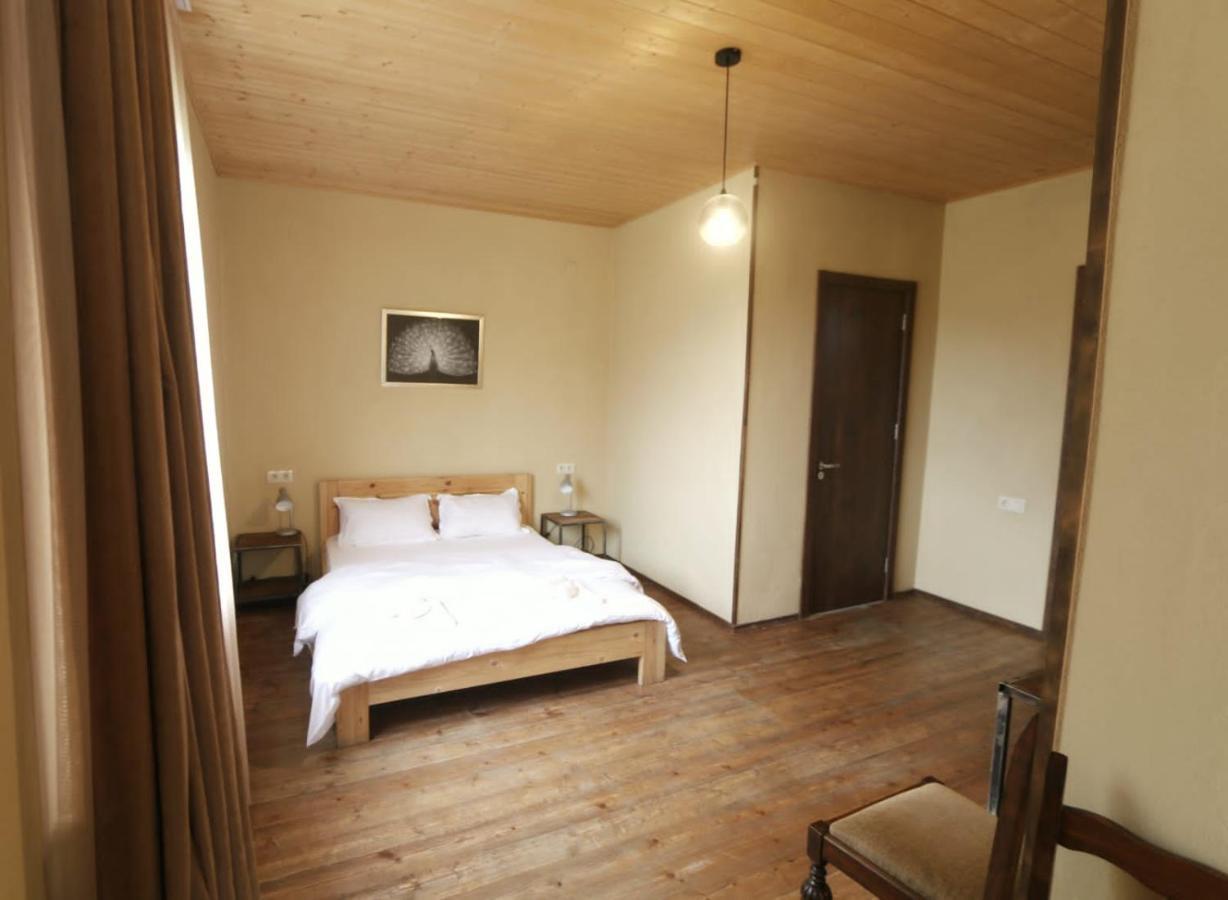 Arte In Kazbegi Hotel Bagian luar foto