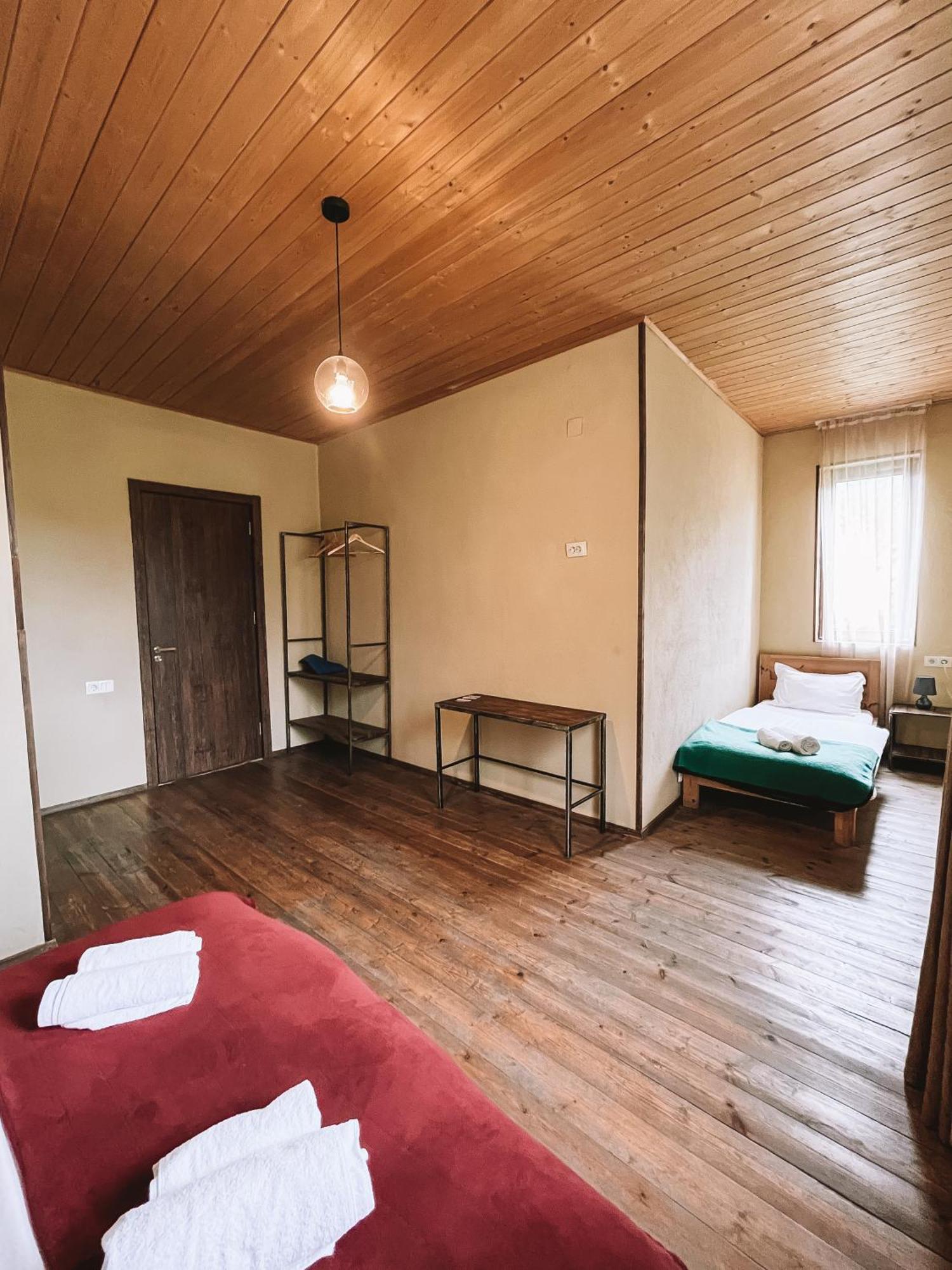 Arte In Kazbegi Hotel Bagian luar foto