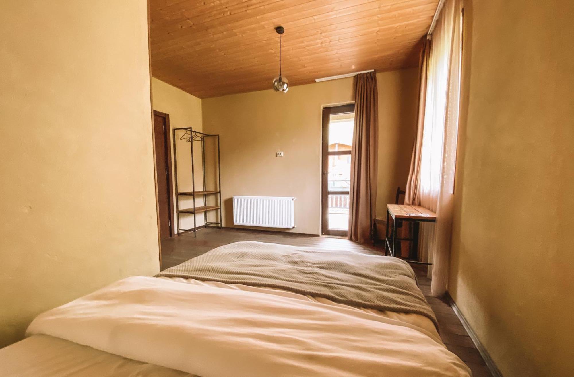 Arte In Kazbegi Hotel Bagian luar foto